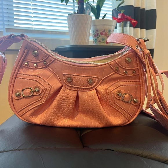 Punk Y2k Half-moon Satchel Crossbody Bag with Heart Mirror - Picture 2 of 9